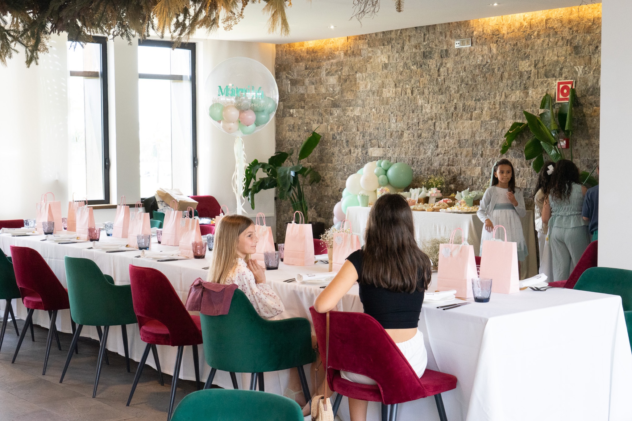 Salon preparado para un evento